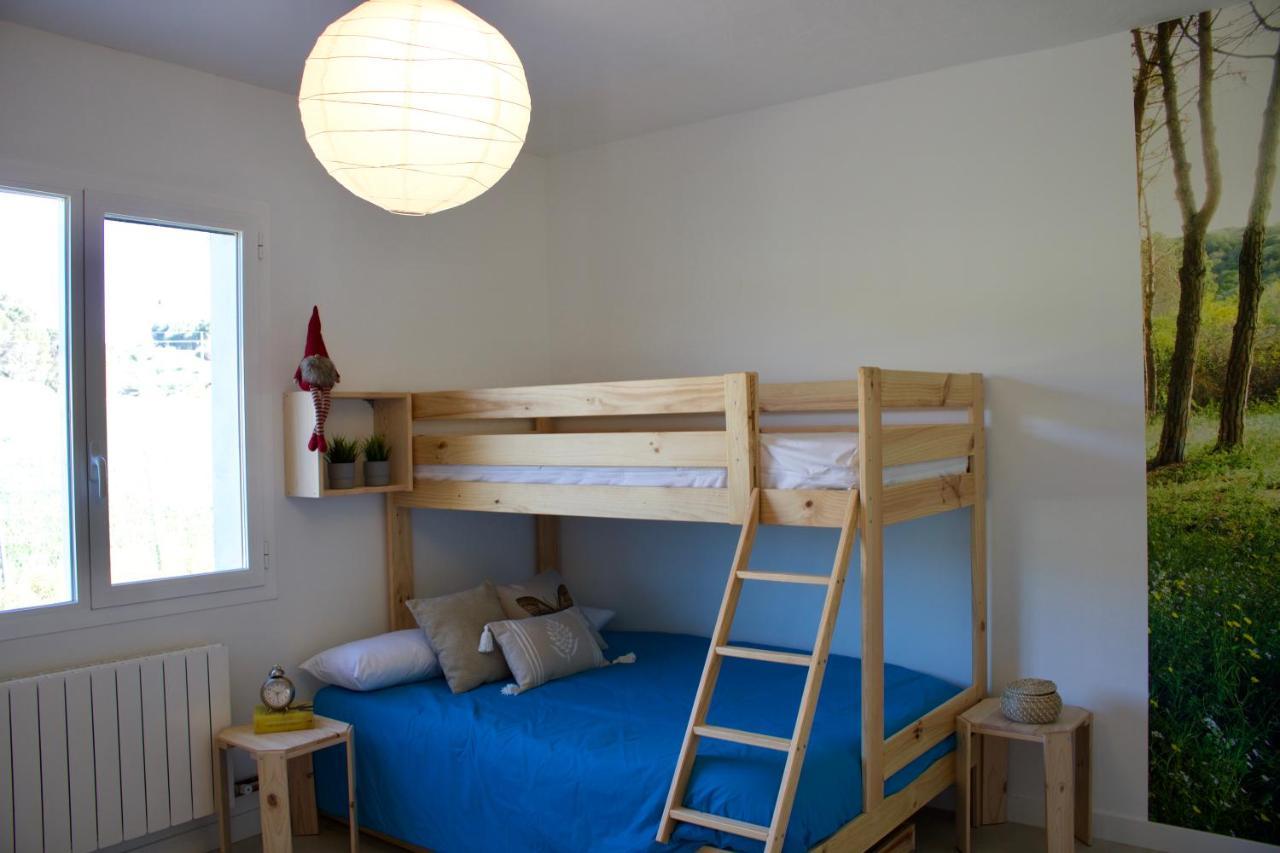 Entheos Hostel Lerin Kültér fotó