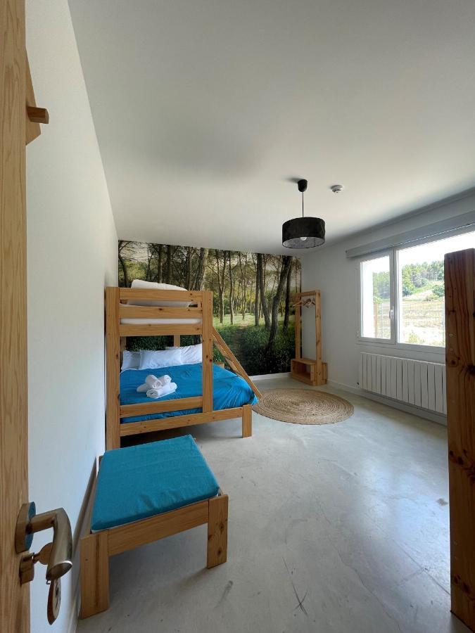Entheos Hostel Lerin Kültér fotó